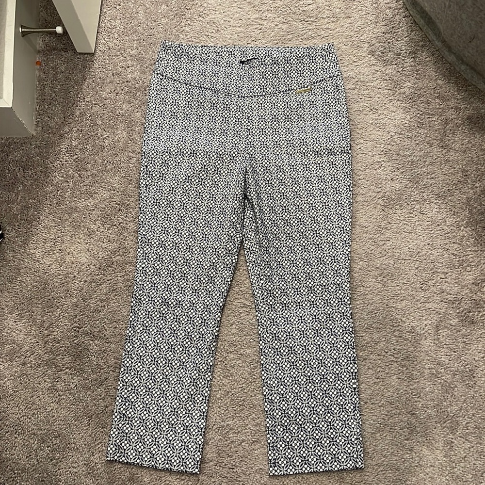 Roz&Ali dress pants never worn